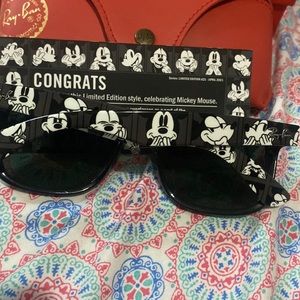 Ray-Ban sunglasses Disney, limited edition